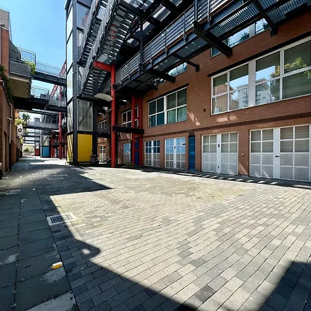 Oasis In The City- Private Garden アパート *