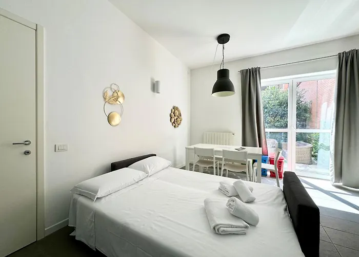 Oasis In The City- Private Garden アパート